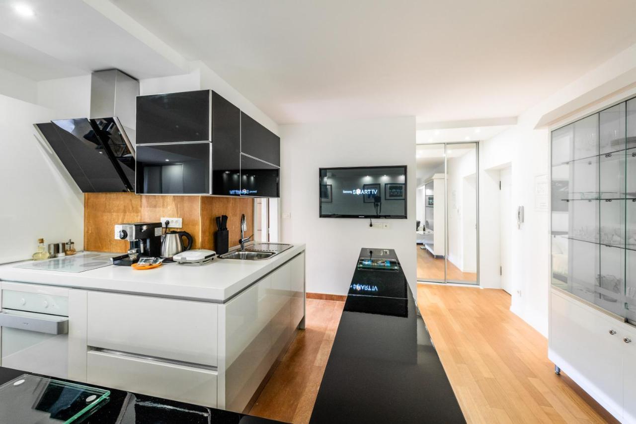 Luxury Apartment Set Сплит Екстериор снимка