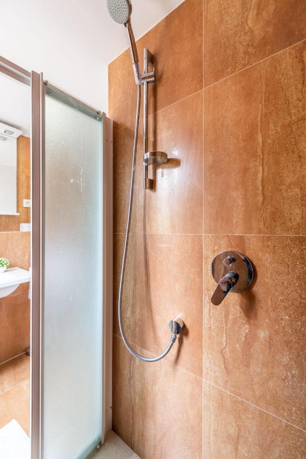 Luxury Apartment Set Сплит Екстериор снимка